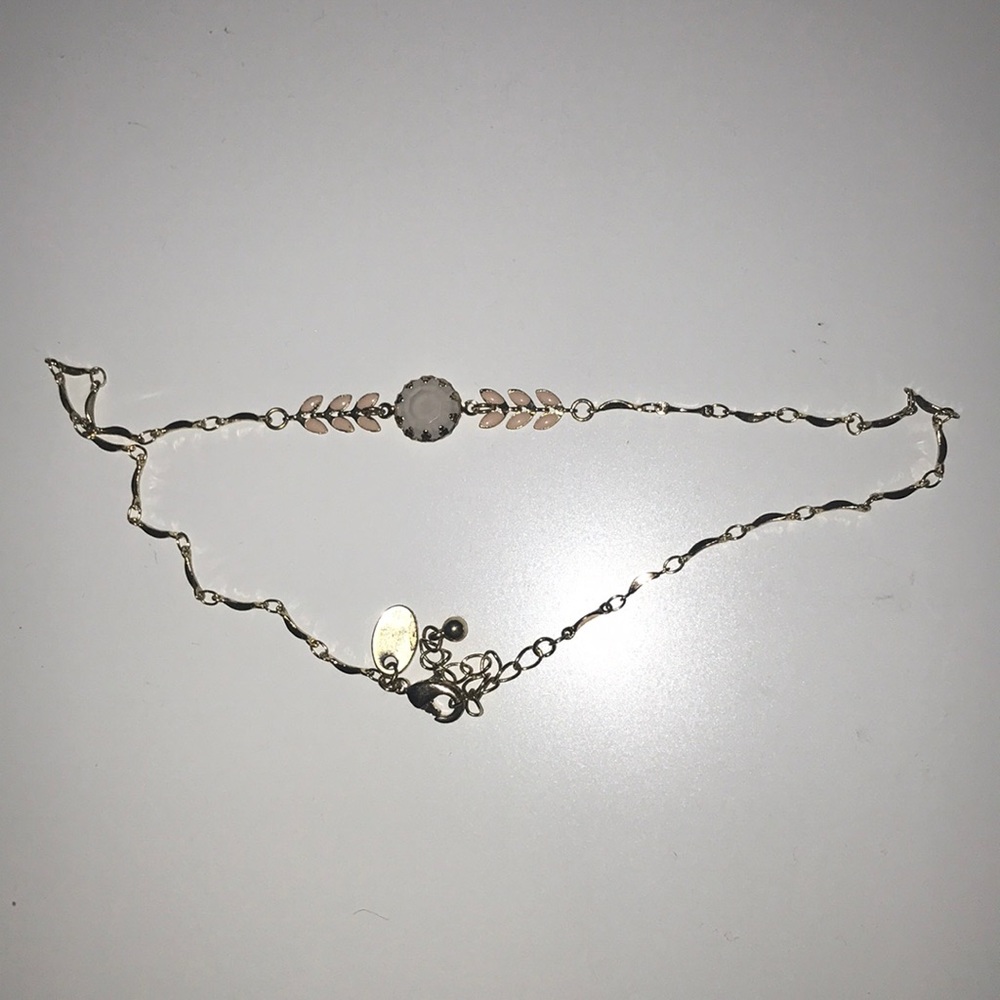 Choker necklace